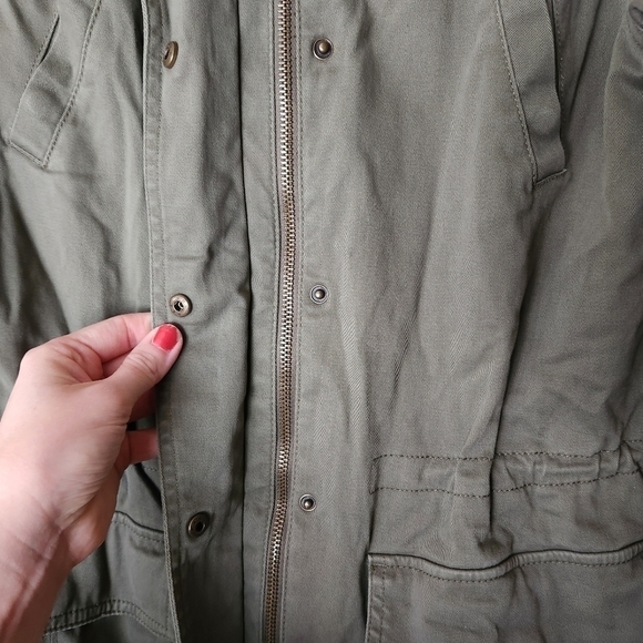 EUC Banana Republic Anorak Jacket in Green, Size S - Picture 3 of 16